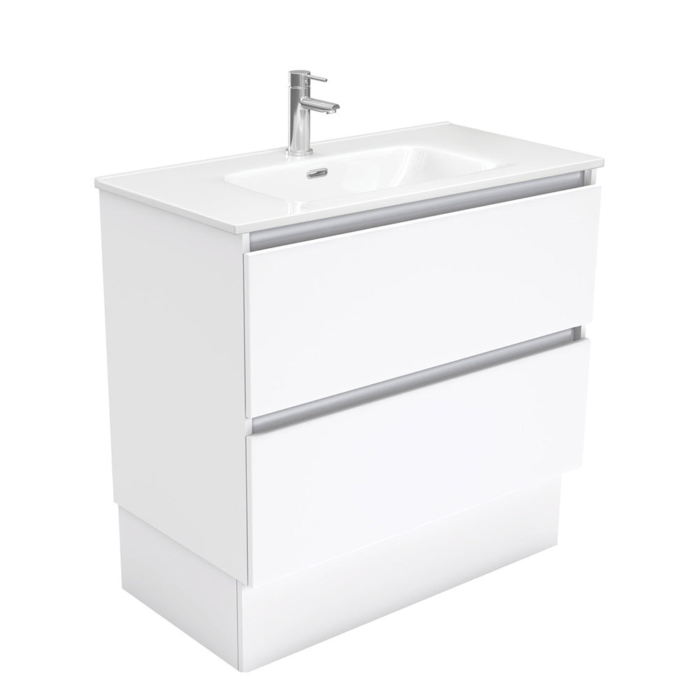Joli Quest 1200 Vanity On Kickboard