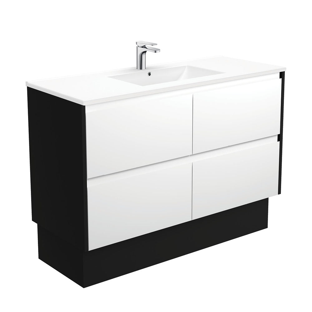 Dolce Amato Vanity