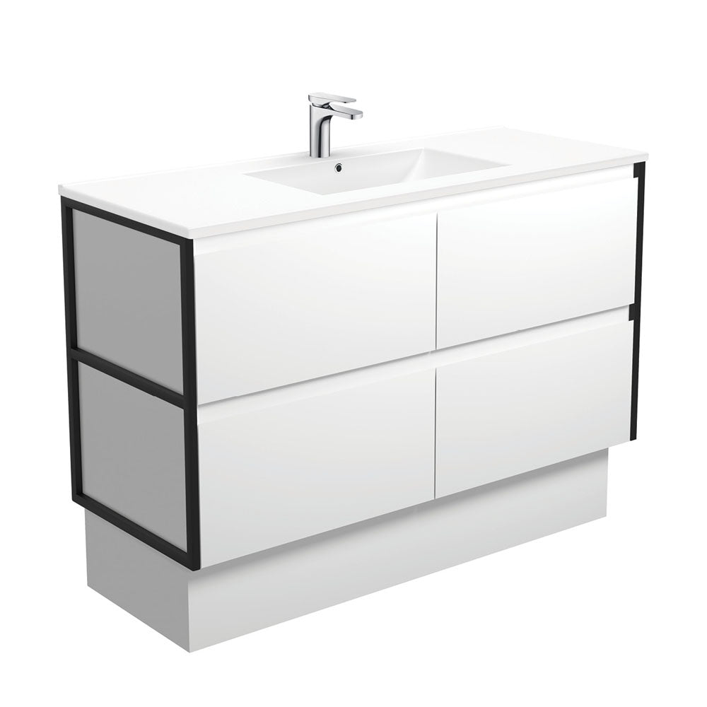 Dolce Amato Vanity