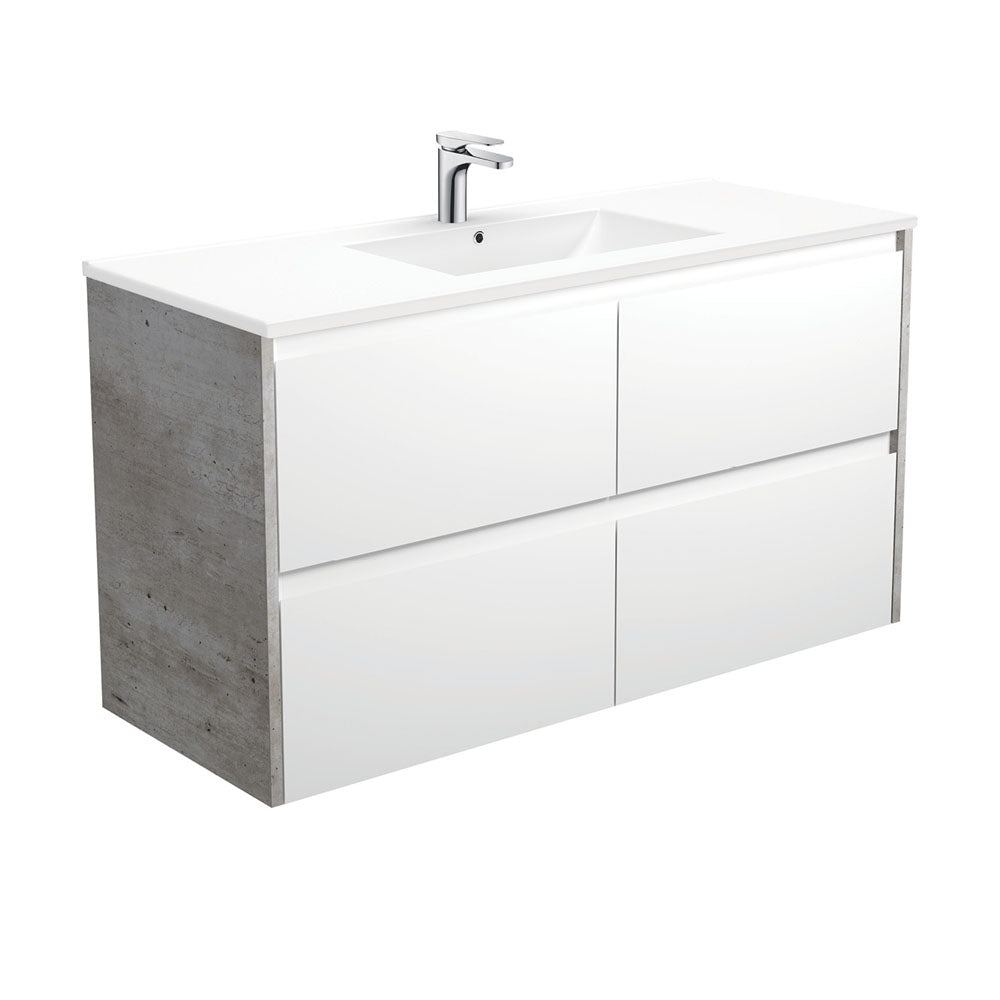 Dolce Amato Vanity