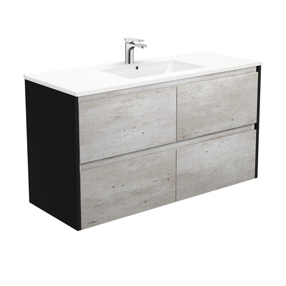 Dolce Amato Vanity