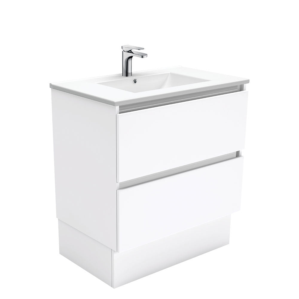 Dolce Quest Vanity