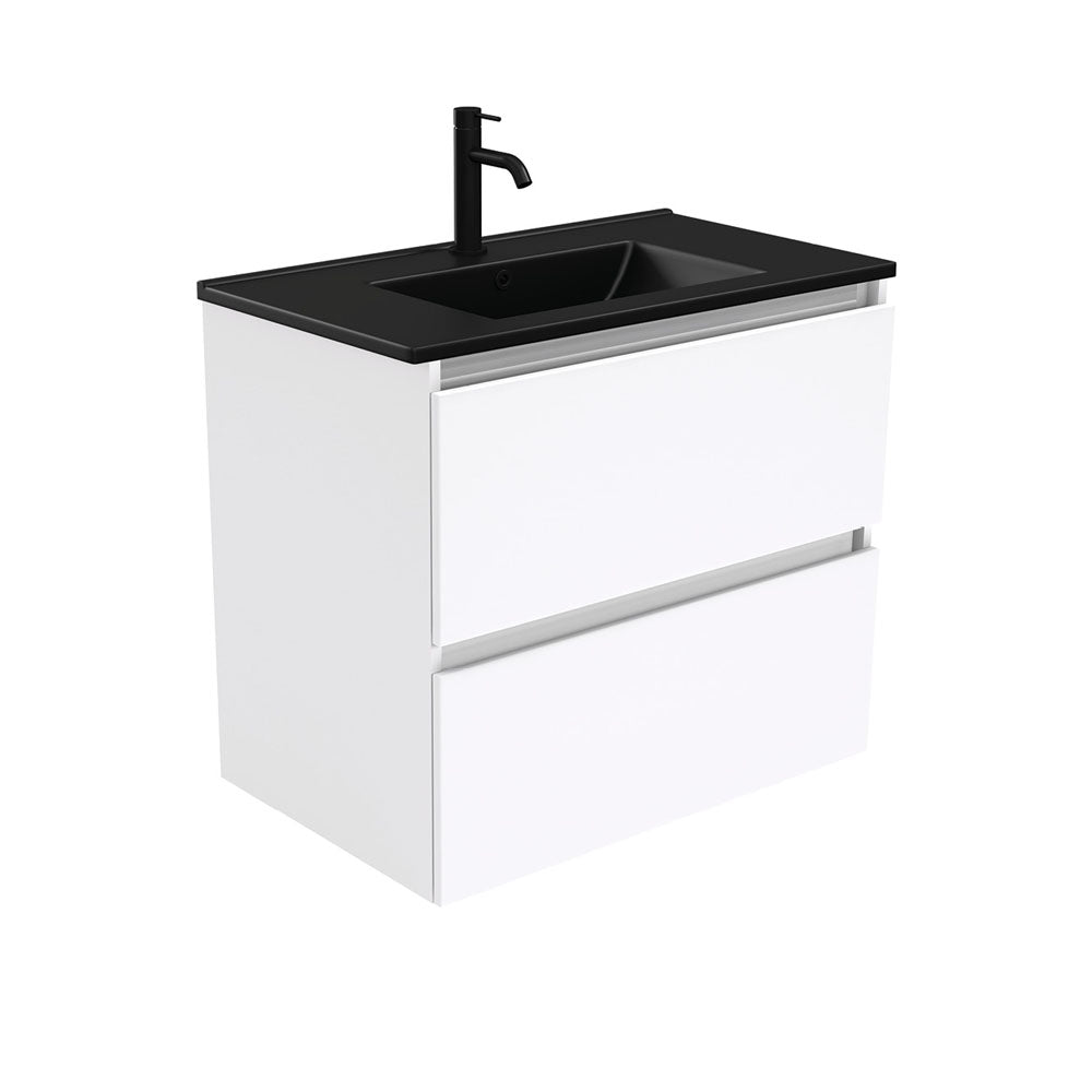 Dolce Quest Vanity