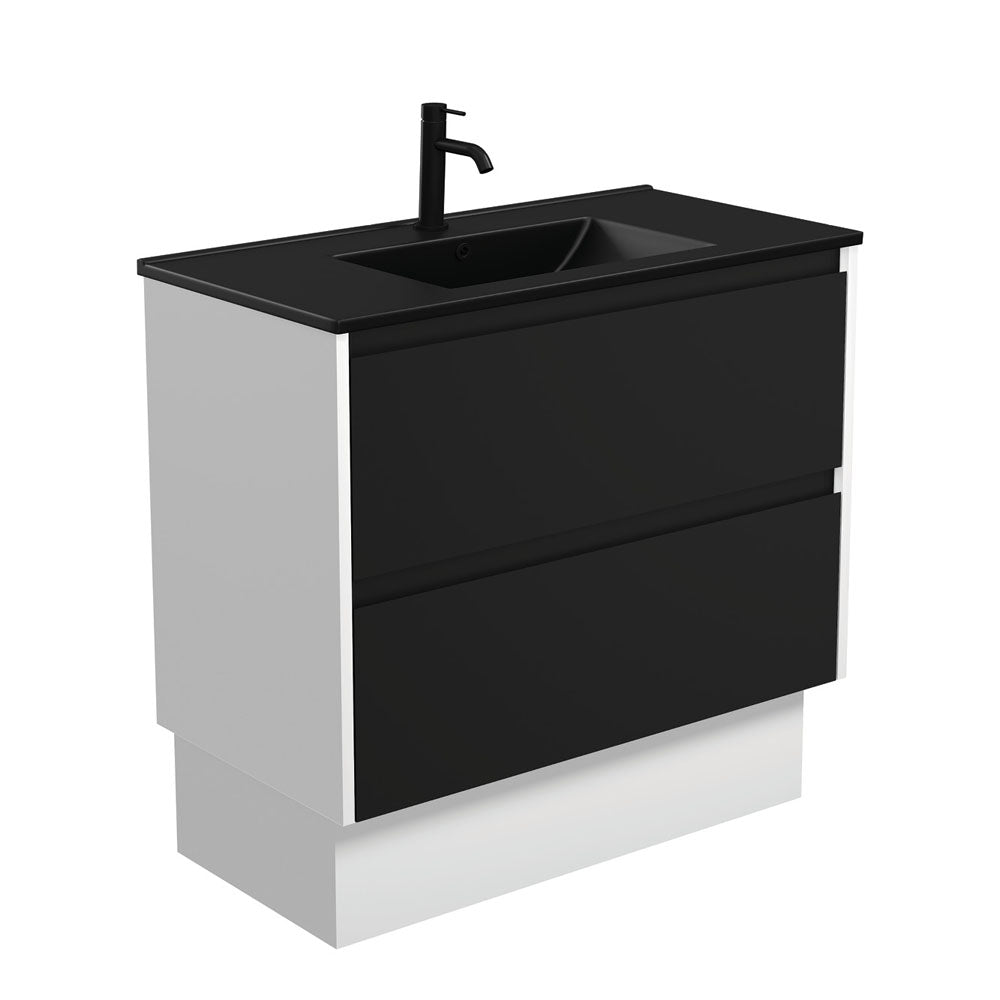 Dolce Matte Black Amato Vanity