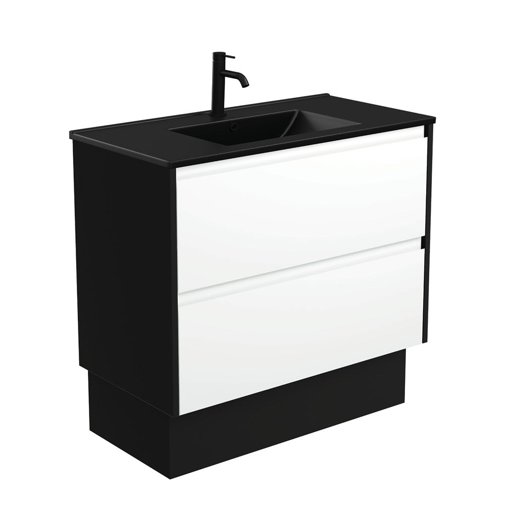 Dolce Matte Black Amato Vanity