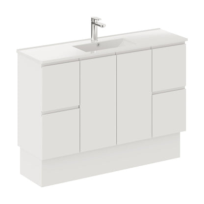Siska Slim 1200 Vanity on Kickboard