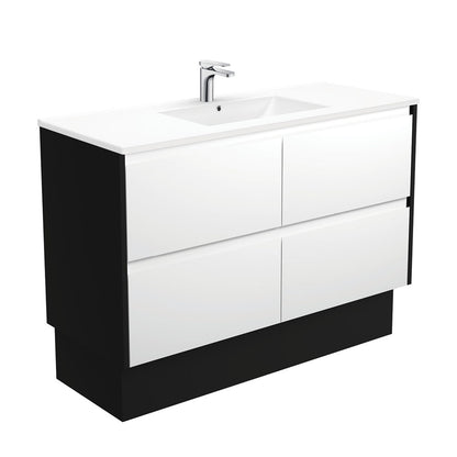 Dolce Amato Vanity