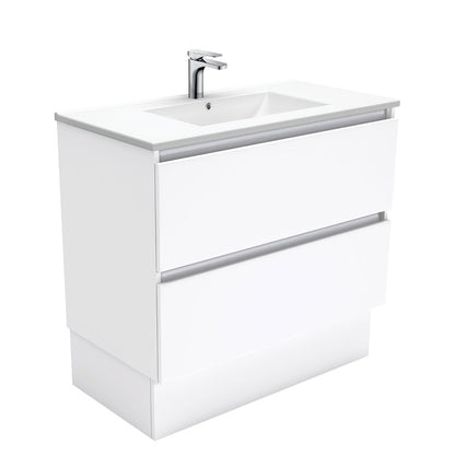 Dolce Quest Vanity