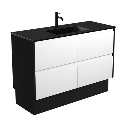 Dolce Matte Black Amato Vanity